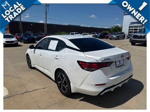 Used 2024 Nissan Sentra SV FWD image 8