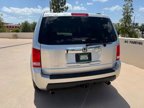 Used 2010 Honda Pilot EX image 6