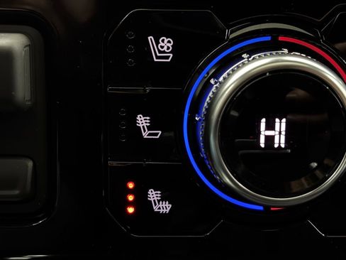 New 2026 GMC Sierra 1500 SLT w/ SLT Premium Package image 5