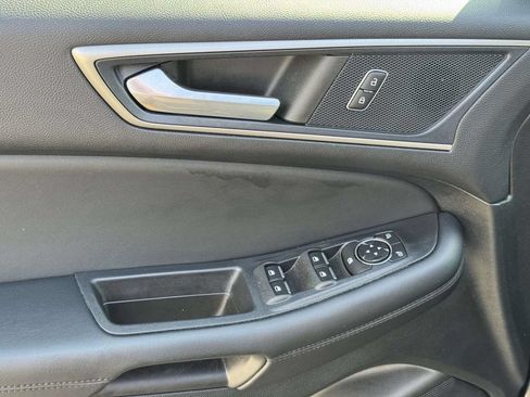 Used 2022 Ford Edge SEL w/ Convenience Package AWD/4WD image 19