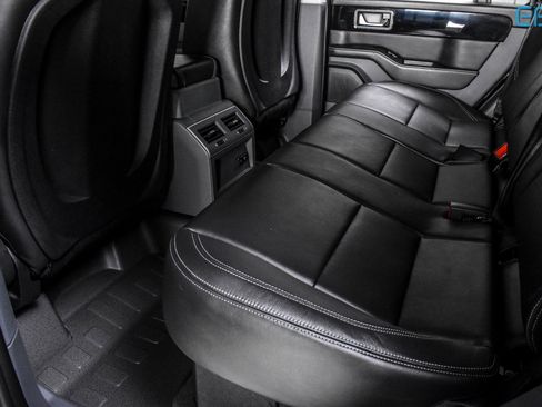 New 2024 INEOS Grenadier Fieldmaster Edition image 18