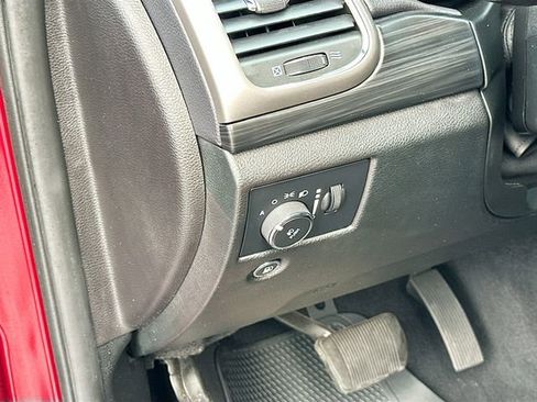 Used 2020 Jeep Grand Cherokee Altitude image 10