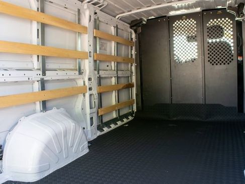 Used 2023 RAM ProMaster 2500 image 11