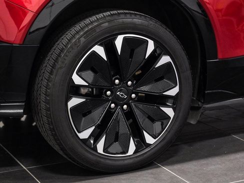 Used 2024 Chevrolet Blazer EV RS image 59