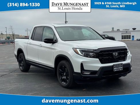 Certified 2025 Honda Ridgeline Black Edition image 1