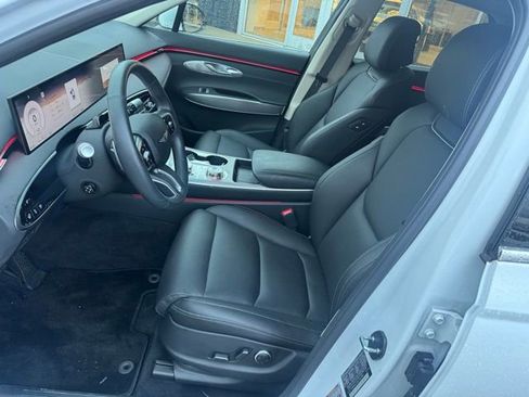 Used 2026 Genesis GV70 2.5T Select image 20