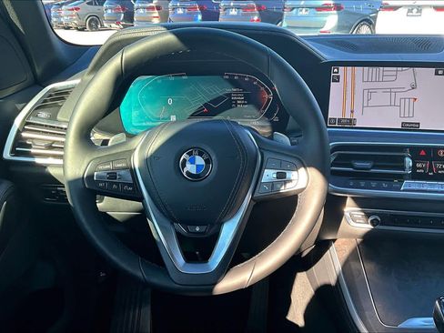 Used 2022 BMW X5 sDrive40i w/ Luxury Seating Package image 6