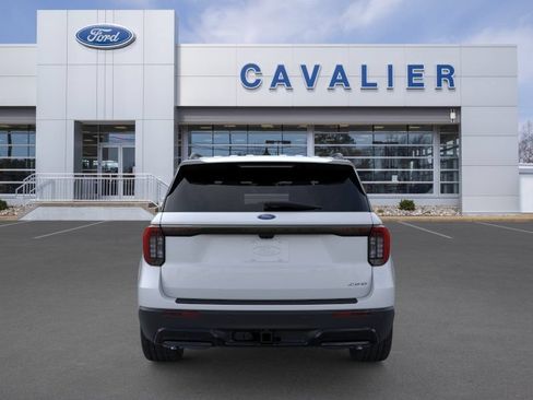 Used 2026 Ford Explorer ST-Line w/ ST-Line Street Pack AWD/4WD image 5