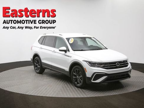 Used 2024 Volkswagen Tiguan Wolfsburg Edition image 48
