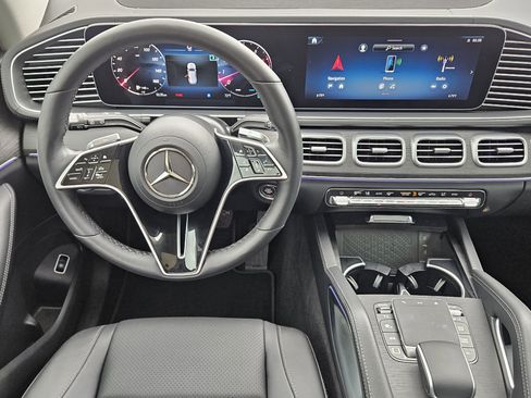 Certified 2026 Mercedes-Benz GLS 450 4MATIC image 27