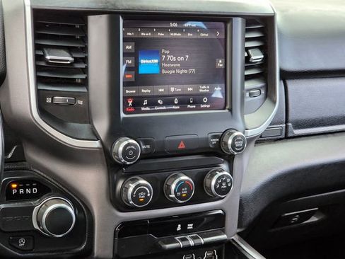 Used 2019 RAM 1500 Big Horn image 19