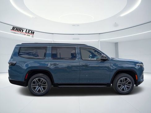 New 2026 Jeep Grand Wagoneer 2WD w/ 8-Passenger Seating Package image 2