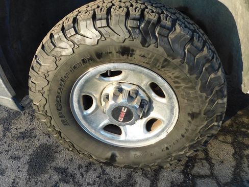 Used 2008 GMC Sierra 2500 W/T image 17