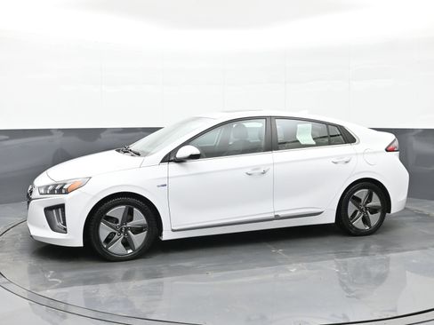 Used 2020 Hyundai Ioniq Limited image 5