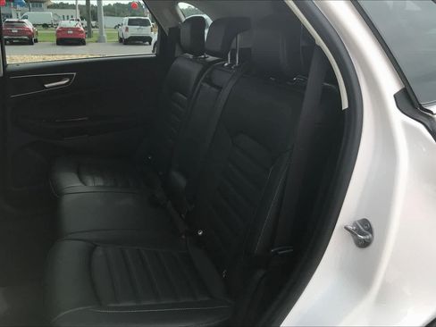 Used 2019 Ford Edge SEL w/ Equipment Group 201A AWD/4WD image 20