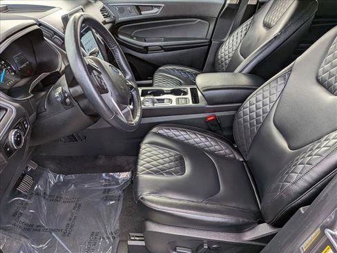 Used 2024 Ford Edge Titanium image 16