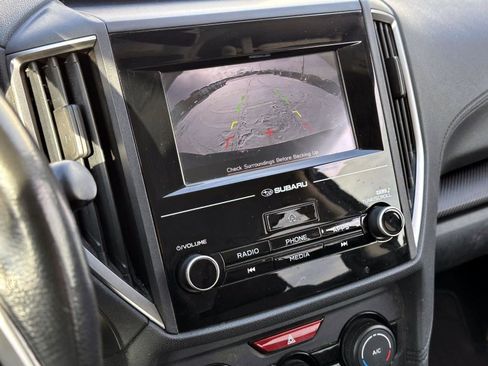 Used 2018 Subaru Crosstrek 2.0i Premium w/ Eyesight System image 22