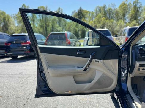 Used 2014 Nissan Maxima 3.5 SV w/ Premium Package image 9