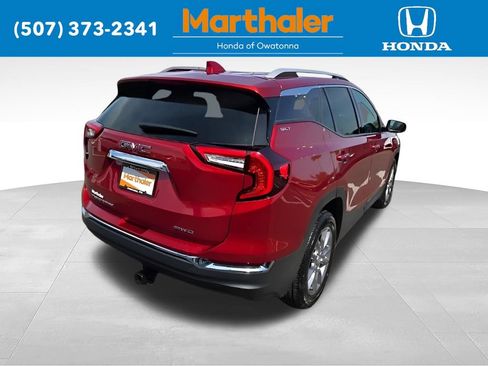 Used 2022 GMC Terrain SLT AWD/4WD image 5