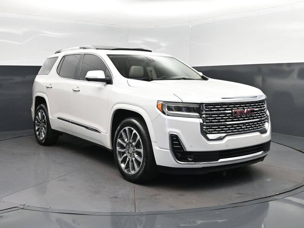 Used 2021 GMC Acadia Denali w/ Denali Technology Package FWD image 9