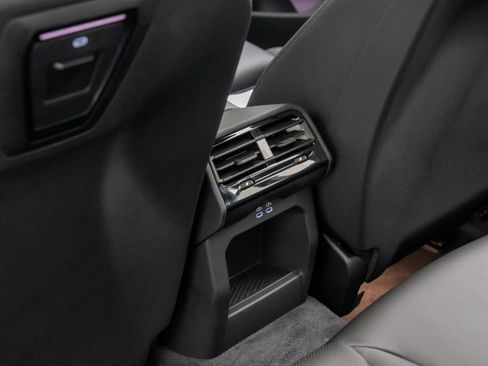 New 2026 BMW 530i xDrive w/ Executive Package image 19