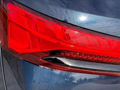 Used 2025 Audi Q7 Premium Plus image 28