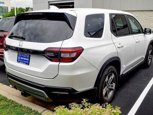 Used 2023 Honda Pilot EX-L image 5