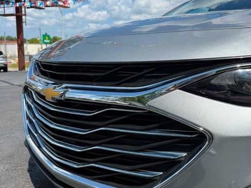 Used 2023 Chevrolet Malibu LS FWD image 7