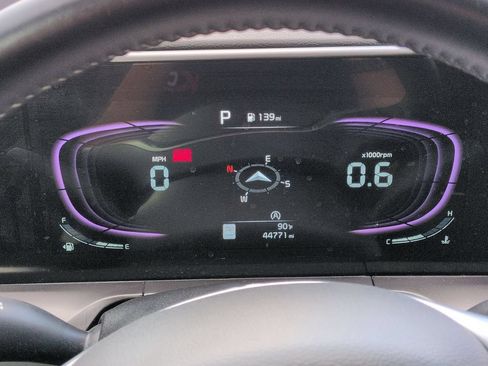 Used 2025 Kia Telluride S FWD image 16