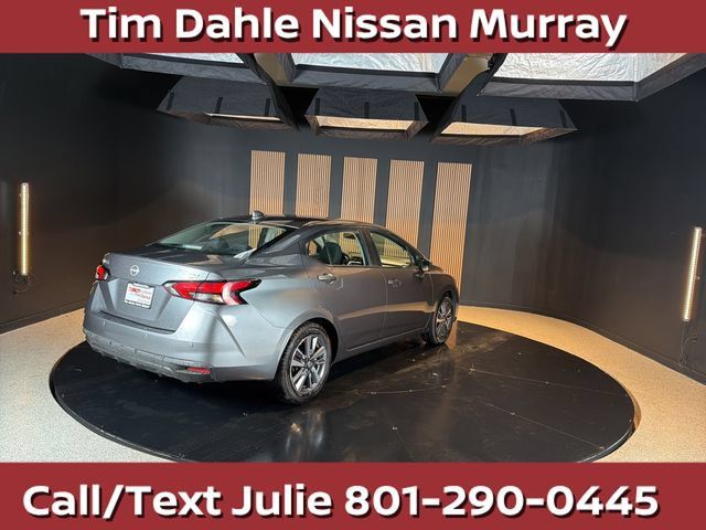 Used 2024 Nissan Versa SV FWD image 5
