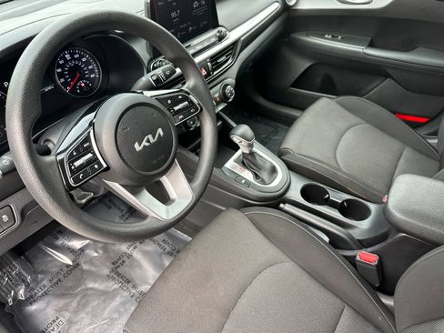 Certified 2024 Kia Forte LXS image 10