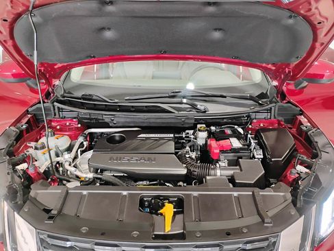 Used 2023 Nissan Rogue SV FWD image 29