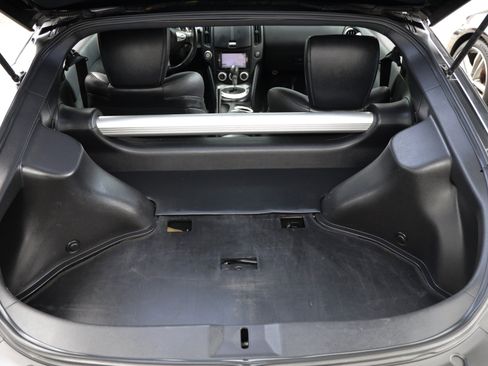 Used 2013 Nissan 370Z Touring w/ Sport Pkg RWD image 12