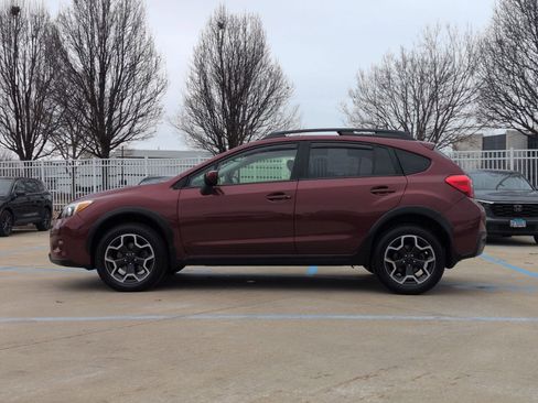 Used 2015 Subaru Crosstrek 2.0i Premium w/ Moonroof Package image 9