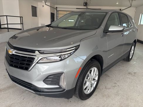 Used 2024 Chevrolet Equinox LT AWD/4WD image 4