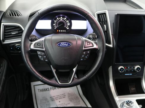 Used 2023 Ford Edge SEL w/ Convenience Package image 2