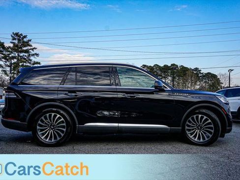 Used 2021 Lincoln Aviator Reserve image 2