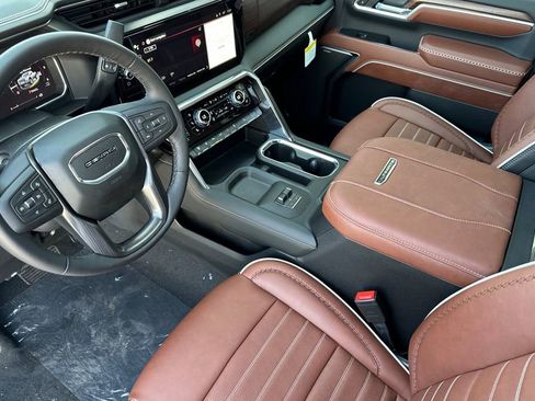 New 2026 GMC Sierra 2500 Denali Ultimate AWD/4WD image 10