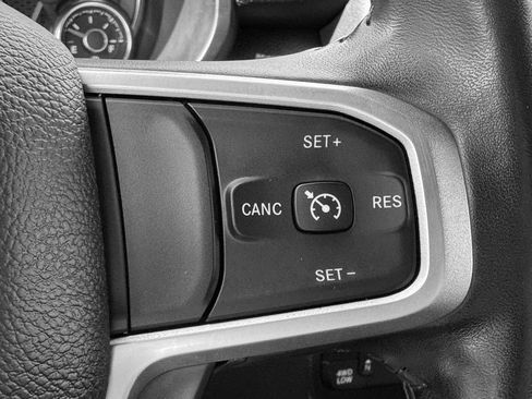 Used 2024 RAM 2500 Big Horn AWD/4WD image 18
