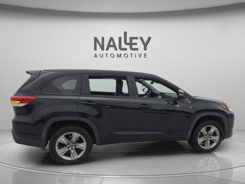 Used 2019 Toyota Highlander Limited image 6