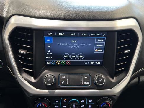 Used 2021 GMC Acadia SLT FWD image 23