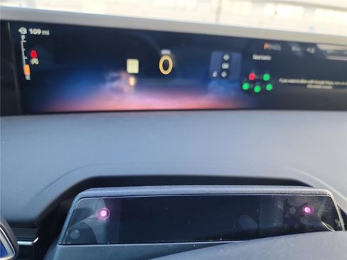 New 2026 Lincoln Nautilus Reserve AWD/4WD image 30