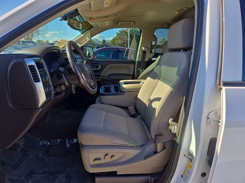 Used 2018 Chevrolet Silverado 1500 LT w/ All Star Edition image 10