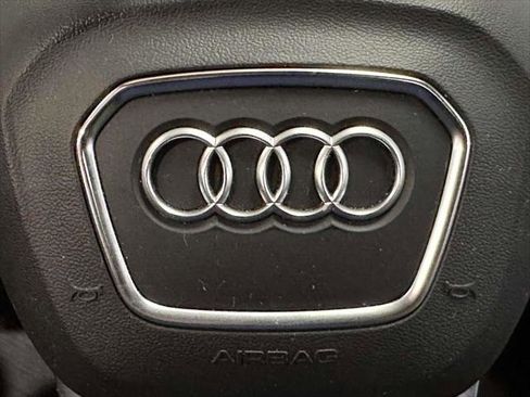 Used 2023 Audi Q7 2.0T Premium w/ Convenience Package AWD/4WD image 22