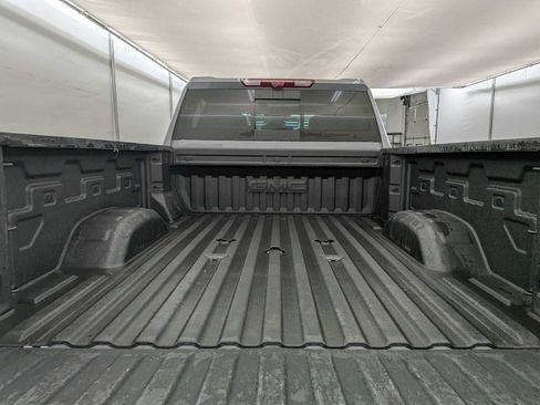 Used 2025 GMC Sierra 3500 AT4 w/ AT4 Premium Plus Package image 33