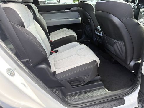 Used 2022 Hyundai Palisade SEL w/ Cargo Package FWD image 15