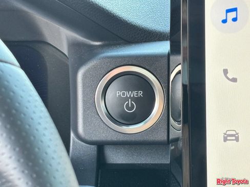 Certified 2025 Toyota 4Runner Limited AWD/4WD image 26
