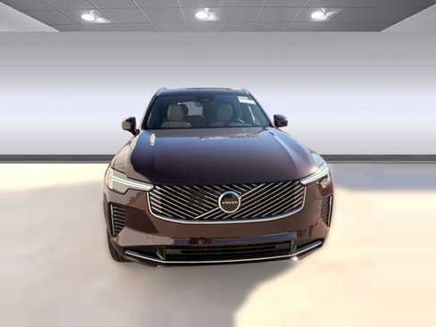 New 2026 Volvo XC90 B5 Core image 6