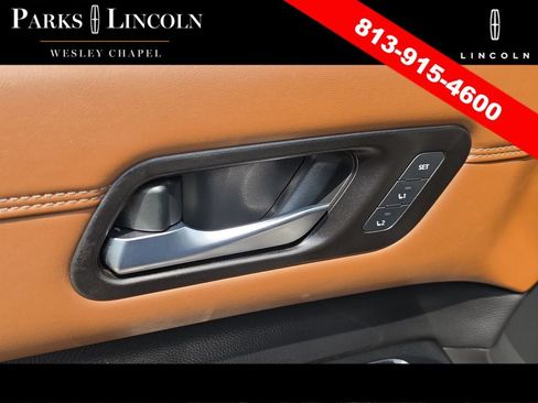 Used 2022 Nissan Pathfinder Platinum AWD/4WD image 18