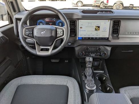 New 2025 Ford Bronco Big Bend image 15